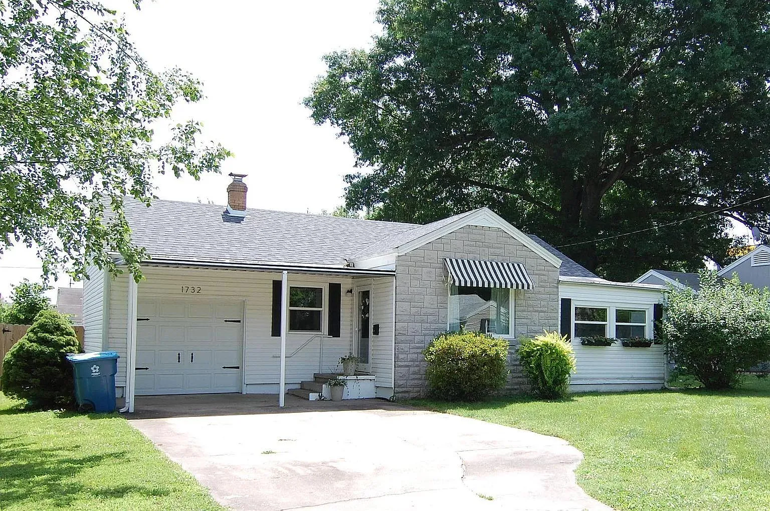 1732 S Fairway Ave — Photo 1