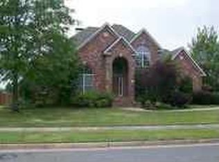 8724 Ranch Blvd, Little Rock, AR 72223