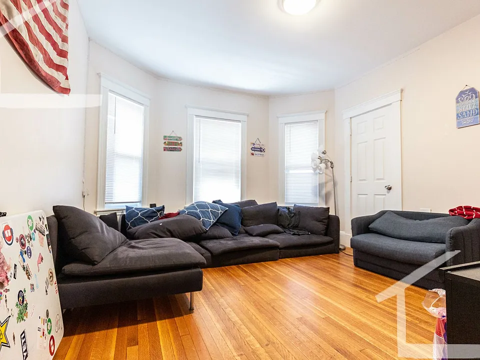 14 Chester St #2B