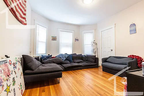 14 Chester St #2B Photo 1