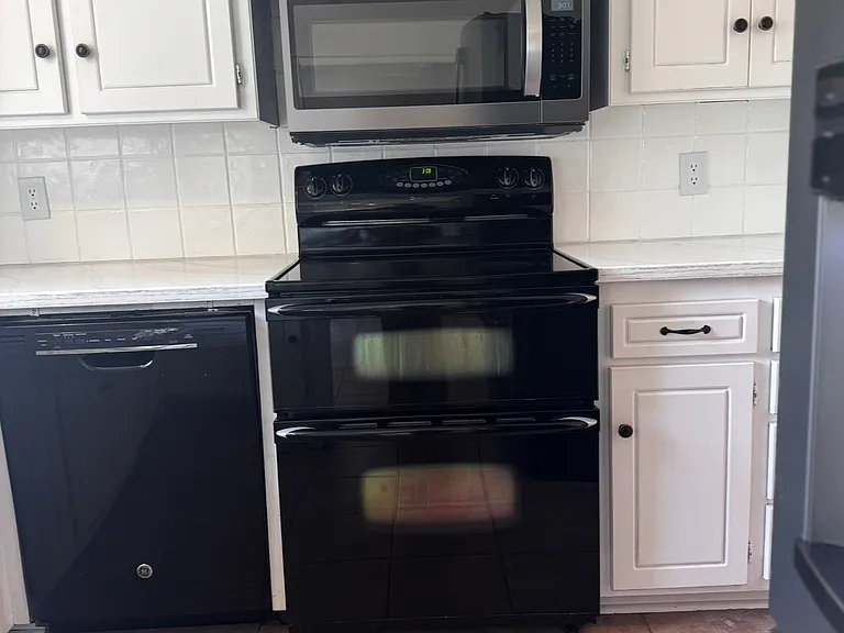 10416 Dover Dr — Photo 10