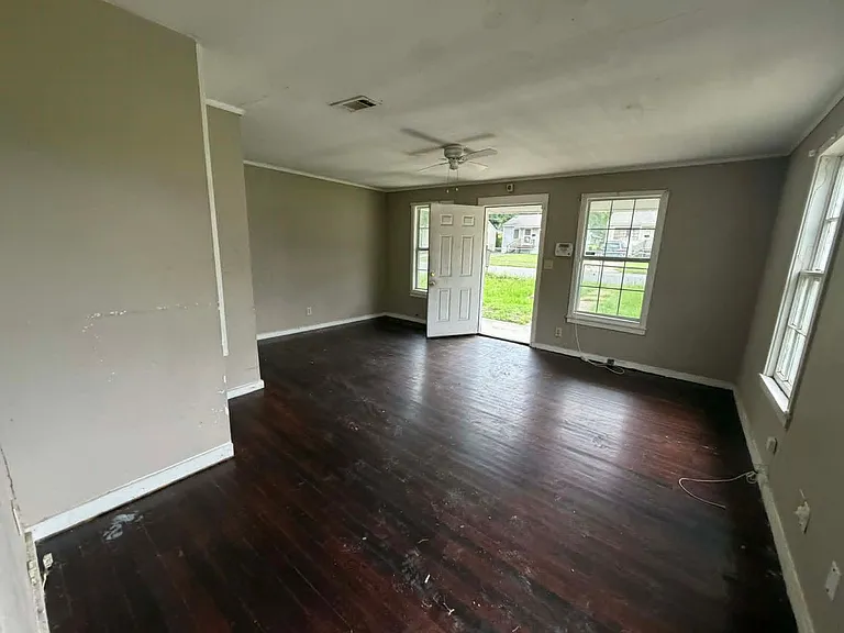 6101 Fairfield Ave — Photo 6