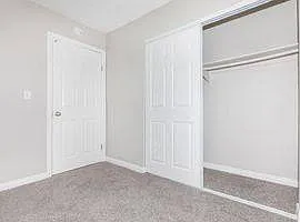 Dorado Plaza Apartments — Photo 63