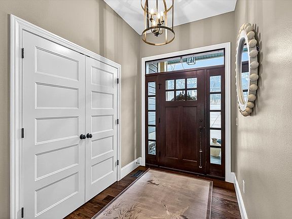 4th image of 3167 Woodhill Cir #1