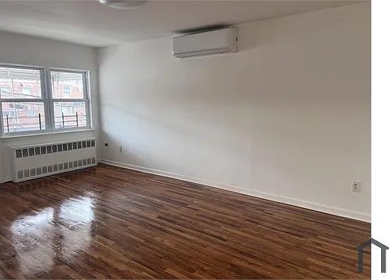 2033 Strang Ave #2 — Photo 44