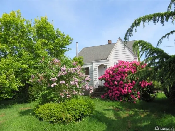 17171 McLean Rd, Mount Vernon, WA 98273