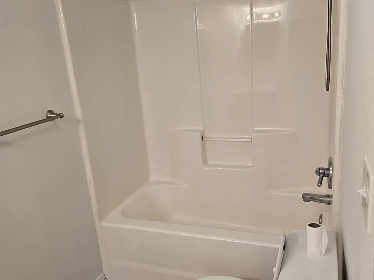 21388 Kristin Ct — Photo 8