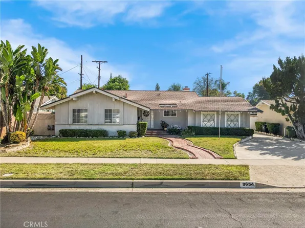 9654 Quakertown Ave, Chatsworth, CA 91311
