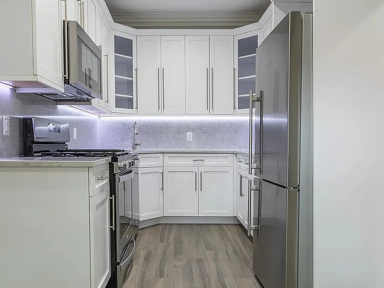 3510 Union St #2 — Photo 3