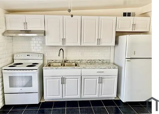2 bed, 953 sqft, $1,250 — Photo 2