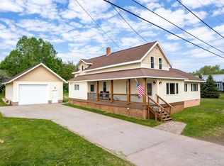 54255 Cemetery Rd, Lake linden, MI 49945