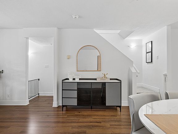 4th image of 230 10th St #24