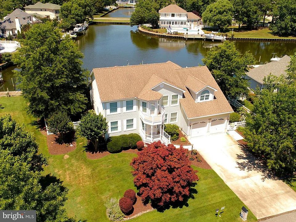 1st image of 146 Torquay Ct