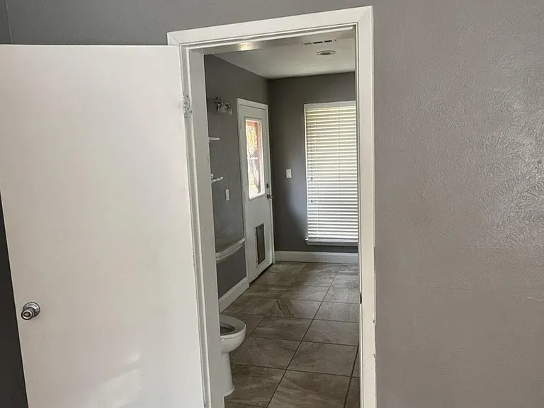 22726 Melham Ln — Photo 14