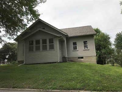 504 Forrest Rd, Cedar Falls, IA, 50613