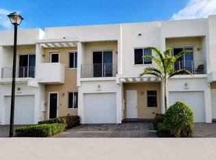 10219 NW 72nd Ter, Doral, FL 33178