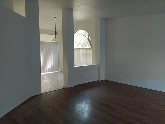 2nd image of 1463 Lodgepole Dr