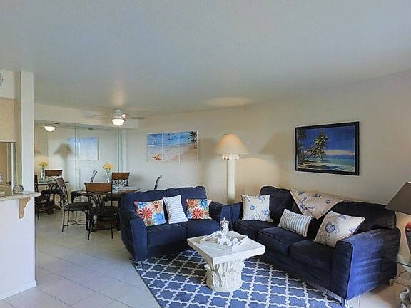 3rd image of 621 N Pacific St N #106