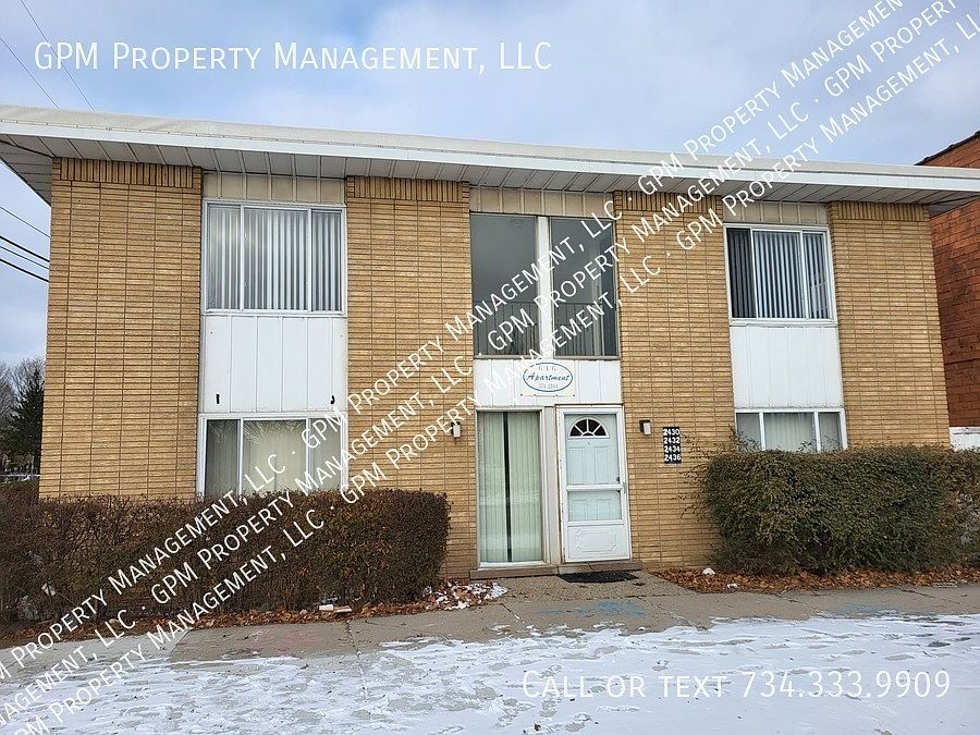 1st image of 2432 Fort Park Blvd #2432