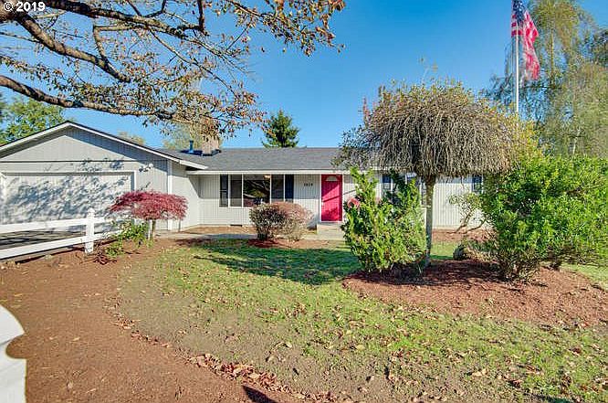 1st image of 1819 NE 125th Ct