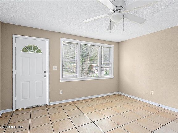 2nd image of 3341 DIGNAN Street