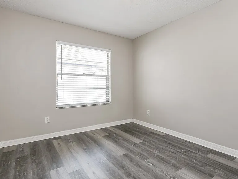 2629 Saffron Dr — Photo 17