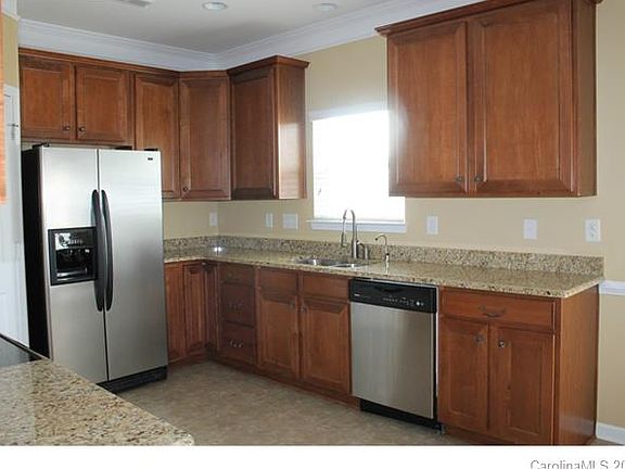4th image of 4365 Haddington Dr