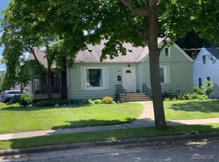 946 Nevada St SE, Grand Rapids, MI 49507