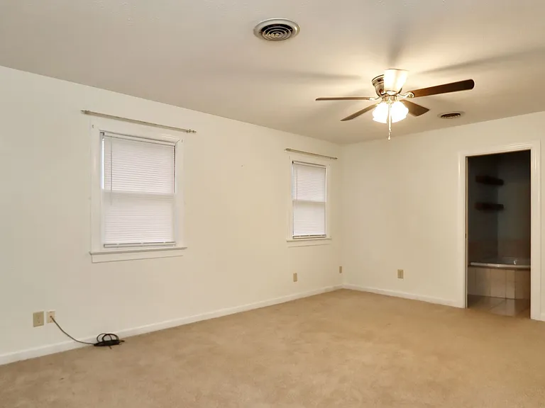 227 Aspen Blvd — Photo 27