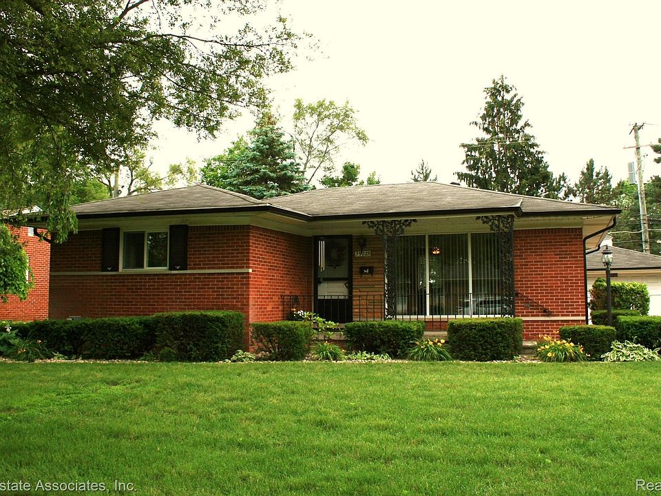 1st image of 39225 Richland St