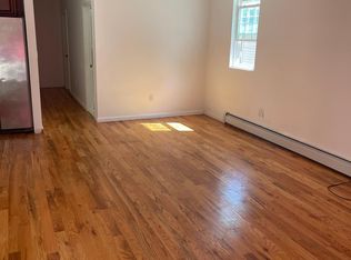 116-13 190th St #1, Saint Albans, NY 11412