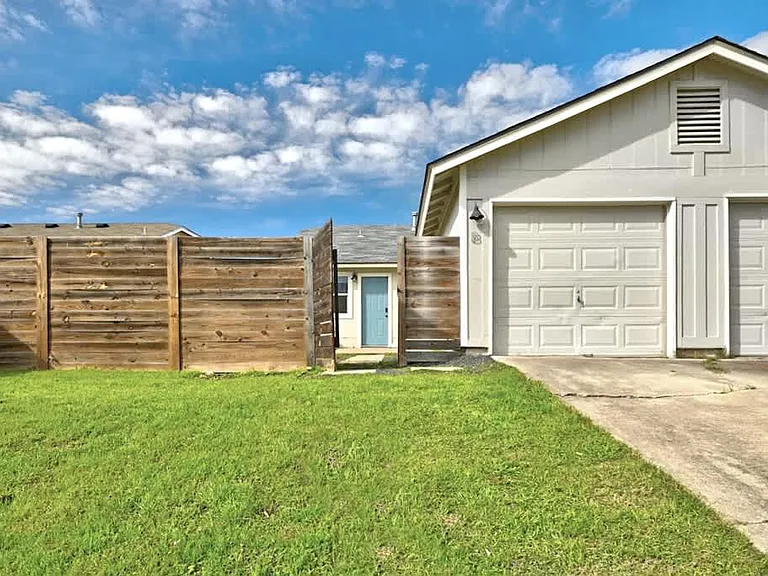 8201 W Gate Blvd #ID1462825P — Photo 20