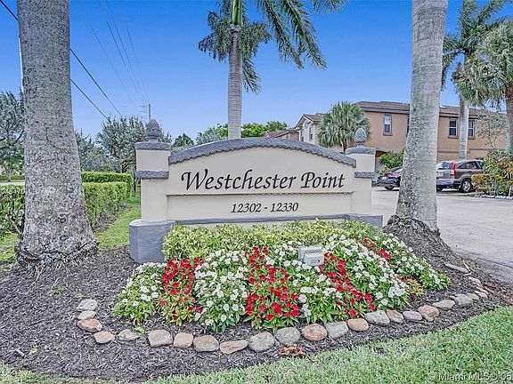 3rd image of 12326 Royal Palm Blvd #13