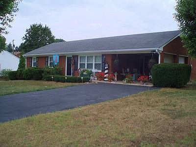 2nd image of 16 Eavers Cir