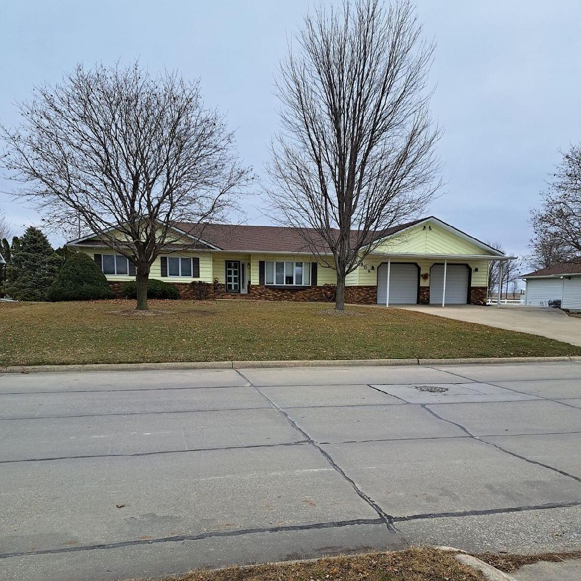 406 E 6th St, Readlyn, IA 50668 Zillow