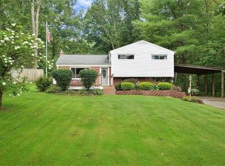 45 Grubbs Rd, Cheswick, PA 15024