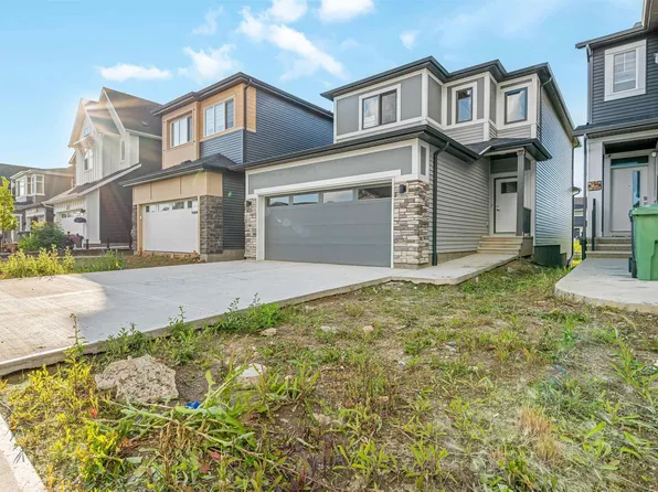 7122 52nd Ave, Beaumont, AB T4X 2Z8