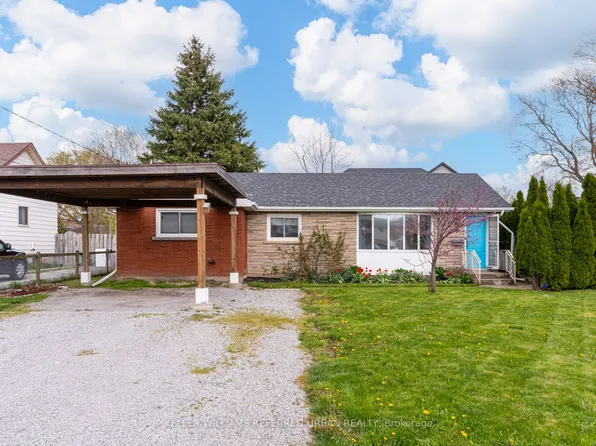 42 Louth St, Saint Catharines, ON L2S 2T4