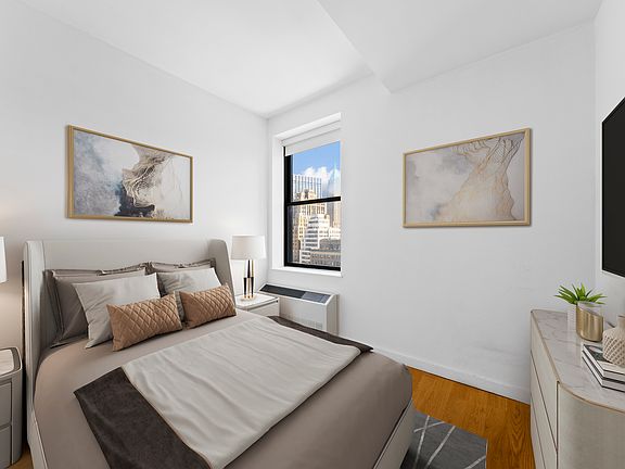 3rd image of 1 West St APT 3116