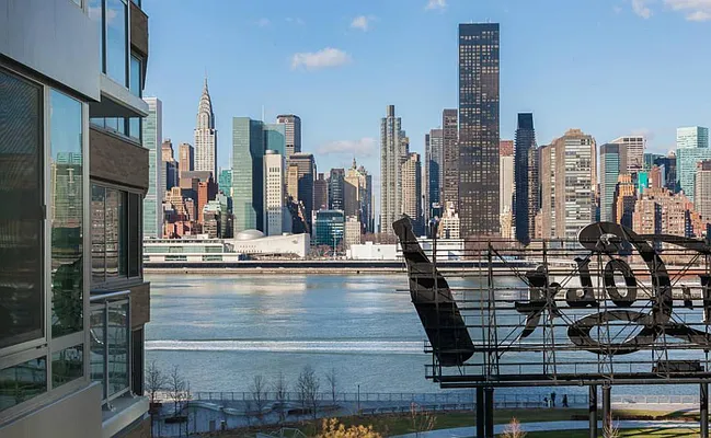 Sold by Nest Seekers International | media 11