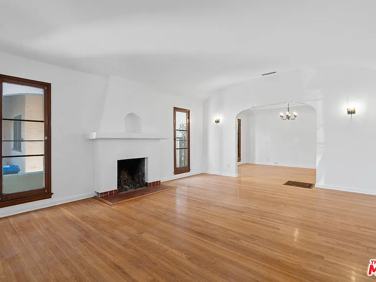 1150 Grant Ave — Photo 4