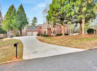 1485 Jones Rd, Roswell, GA 30075