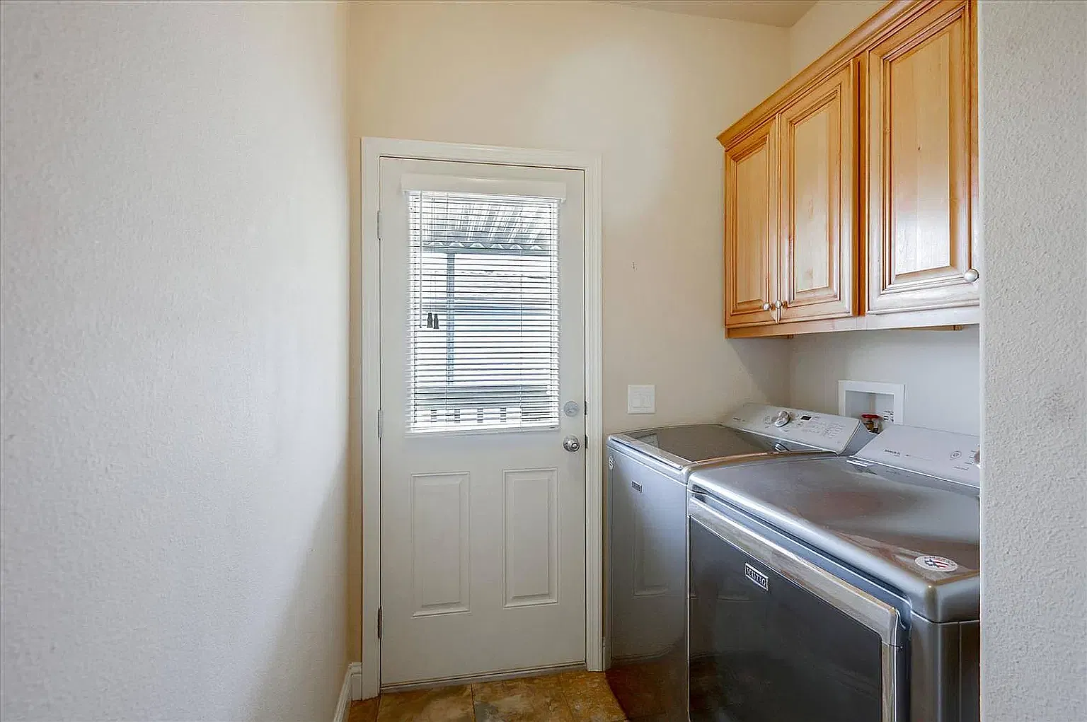 1 bed, 2.5 bath, 1750 sqft, $1,600 — Photo 4