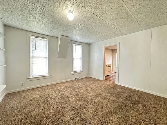2nd image of 1326 1st Ave N #1