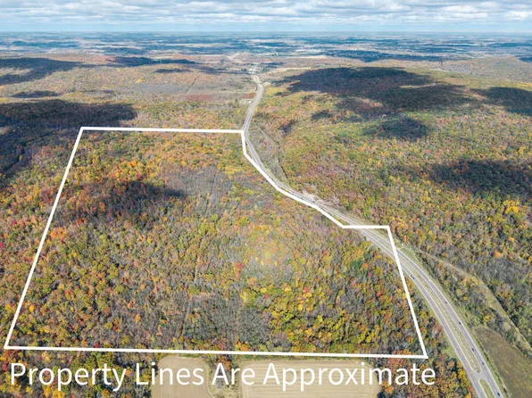 140 Ac Hwy #12, Baraboo, WI 53913