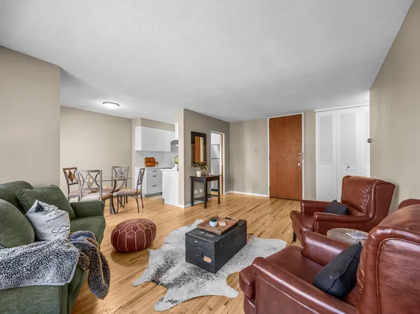 2928 Dean Pkwy APT 3E, Minneapolis, MN 55416
