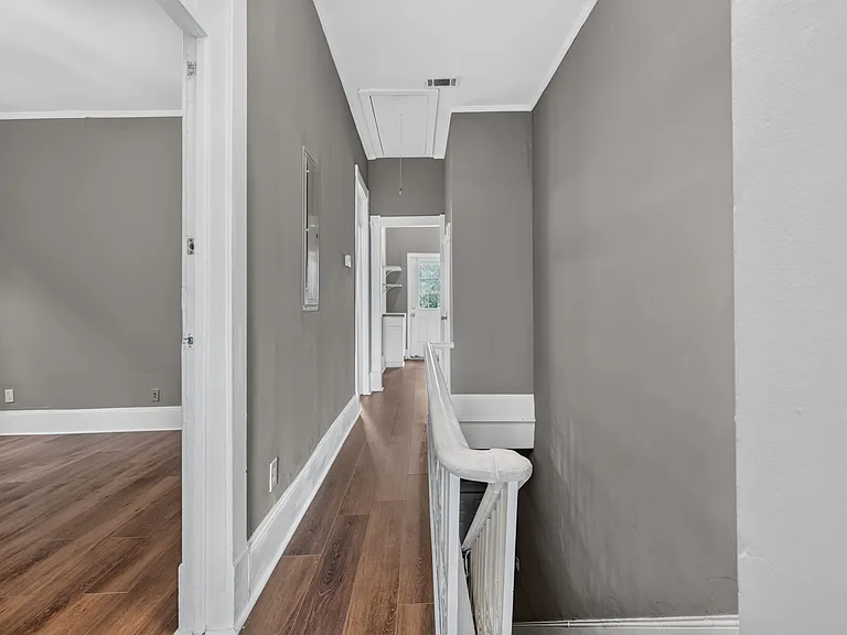 1419 Barnard St #B — Photo 6