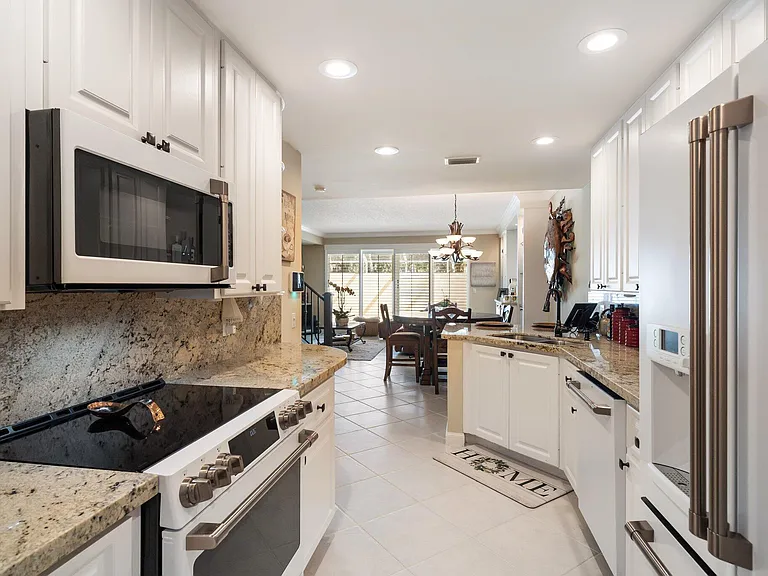 2117 Tigris Dr — Photo 18