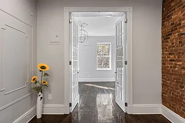 Rented by Nest Seekers International