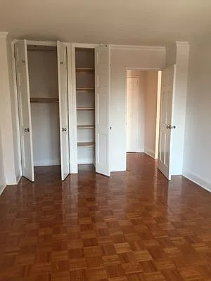 Rented by Metropolis Real Estate of Manhattan | media 23